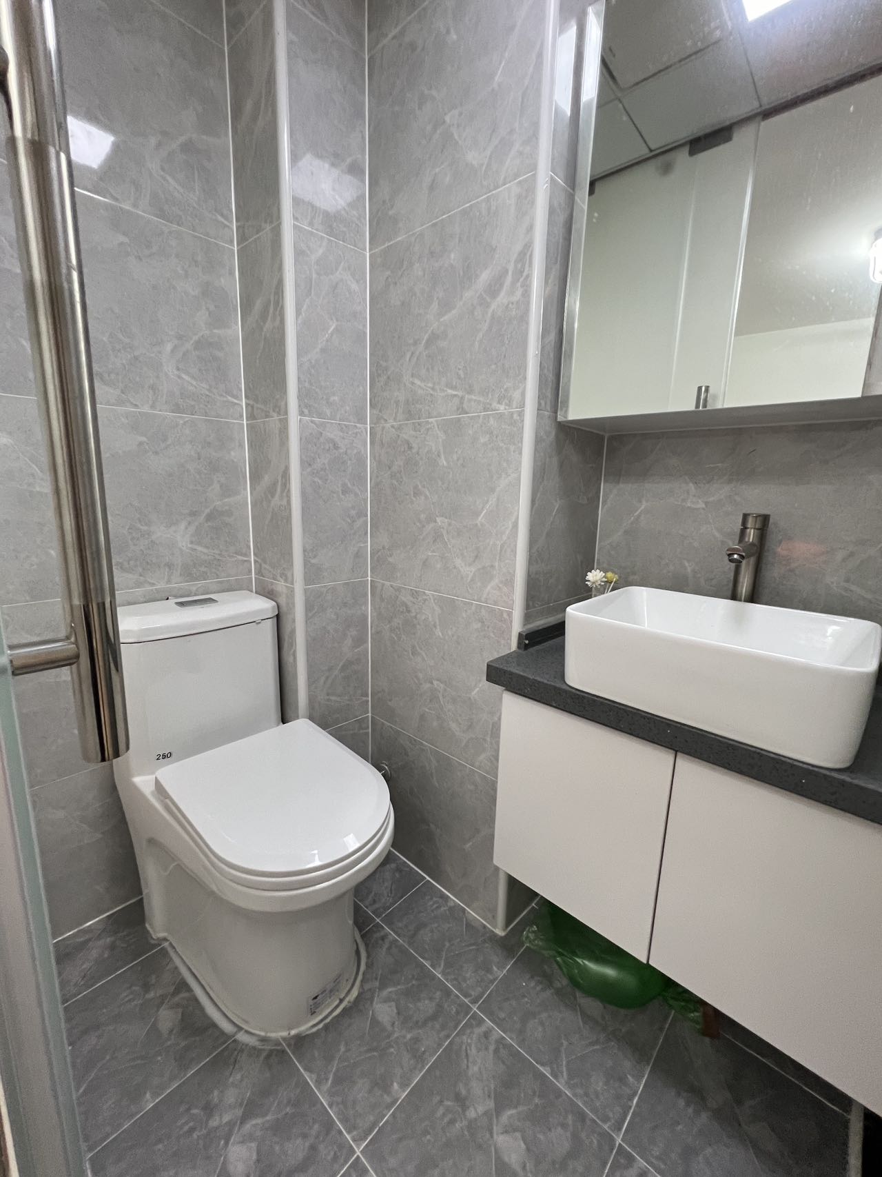 370d88de4d3df31f7875a0032ca31aa5.jpg