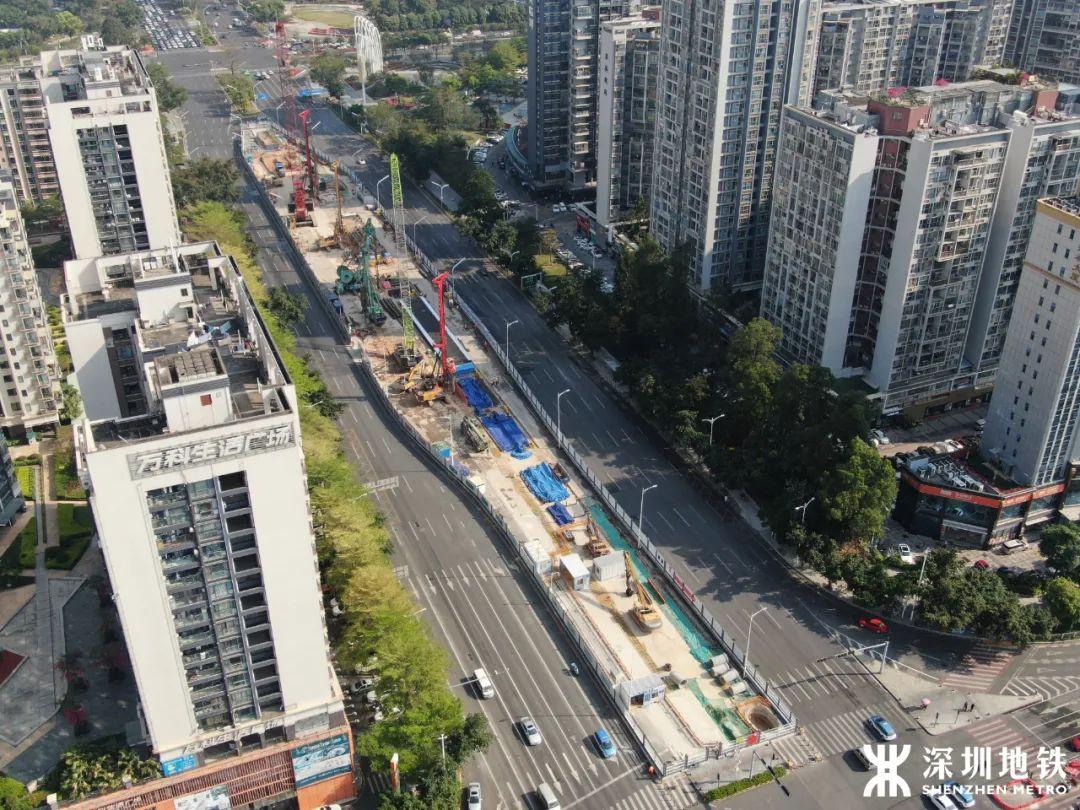 項目旁邊有北京路和白云路橫縱兩條主干道